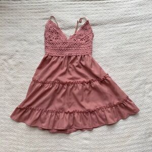 Women’s Size Xs/S Pink Flowy Dress